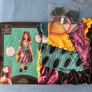 Sally Girls 3T - 4T costume from The Night Before Christmas - brand new!